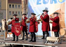 Ein Hoelzernes Erlebnis In Jena Zog Tausende Besucher 01